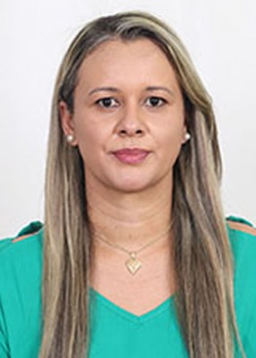  Denise Coimbra dos Santos Silva 